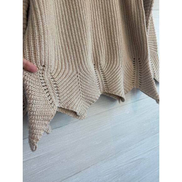 Women’s Knit Crewneck Sweater - Picture 3 of 5